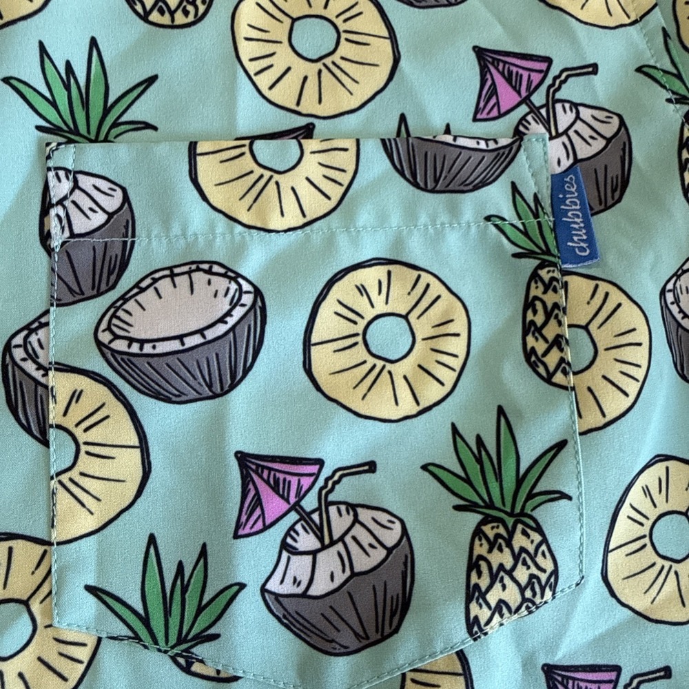 Chubbies Button Down Shirt Mens Large Excellent Pineapple/Coconut Tropical Print - Picture 4 of 11